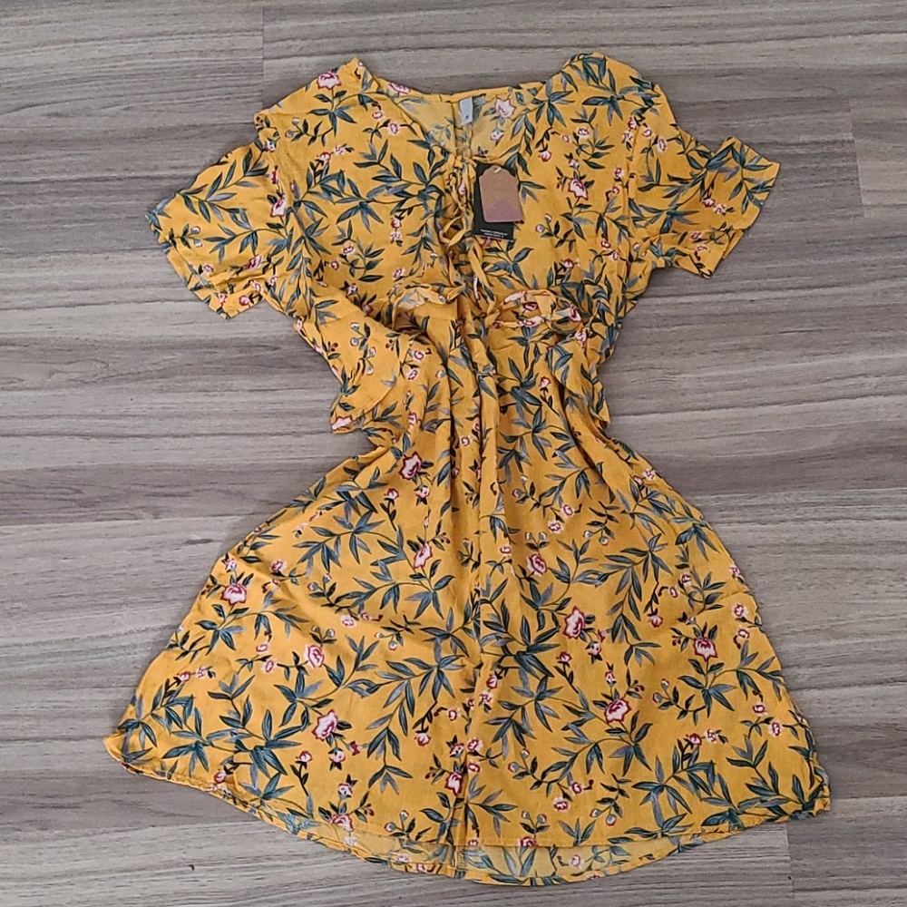 Yellow spring dress
